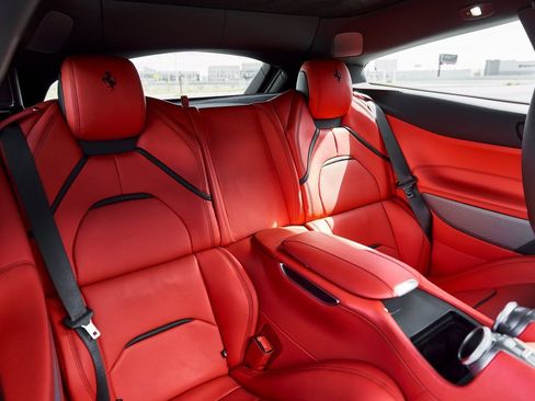 Used 2019 Ferrari GTC4Lusso image 44