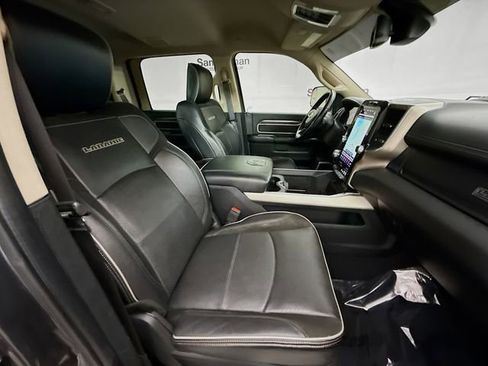 Used 2020 RAM 2500 Laramie image 27