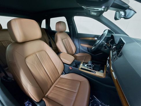 Certified 2023 Audi Q5 2.0T Premium w/ Convenience Package AWD/4WD image 26