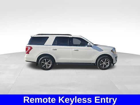 Certified 2020 Ford Expedition XLT image 10