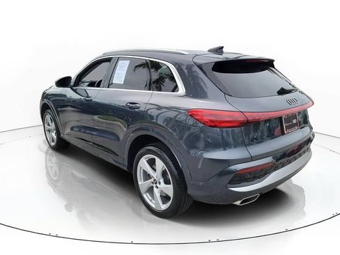 Certified 2025 Audi Q5 Premium w/ Premium Plus AWD/4WD image 3