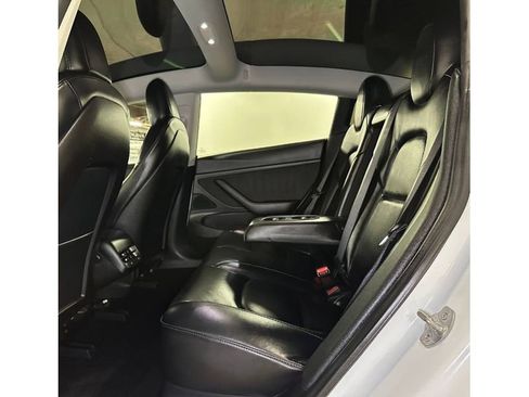 Used 2020 Tesla Model 3 Standard Range Plus RWD image 22