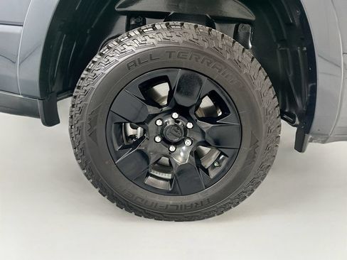 Used 2025 RAM 1500 Big Horn AWD/4WD image 31