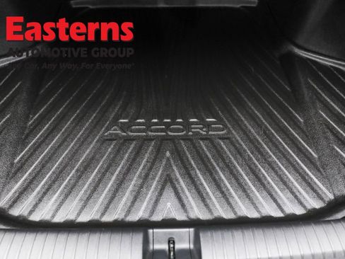 Used 2025 Honda Accord SE image 9