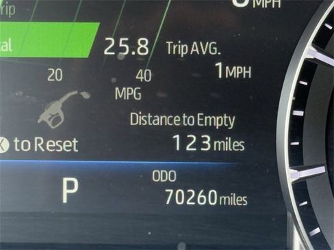 Used 2023 Toyota Highlander LE image 15