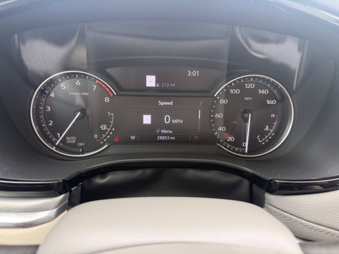 Certified 2024 Cadillac XT5 Premium Luxury FWD image 28