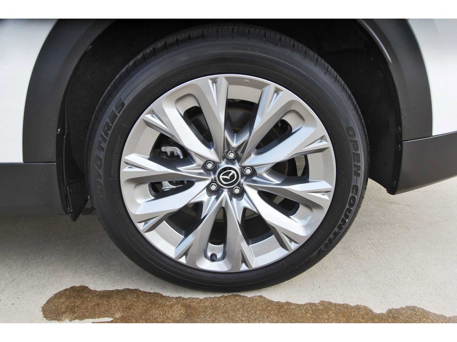Certified 2026 MAZDA CX-90 3.3 Turbo w/ Preferred Package AWD/4WD image 32
