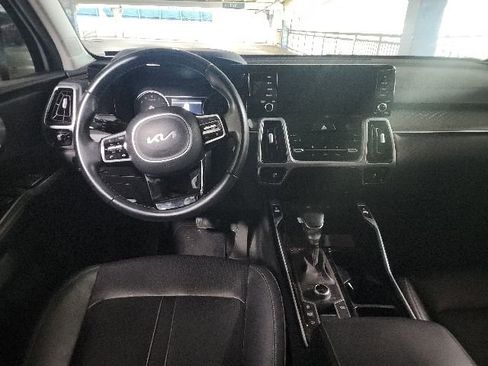 Certified 2022 Kia Sorento SX AWD/4WD image 6