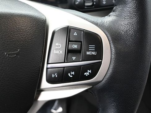 Used 2023 Ford Explorer XLT w/ Equipment Group 202A AWD/4WD image 28