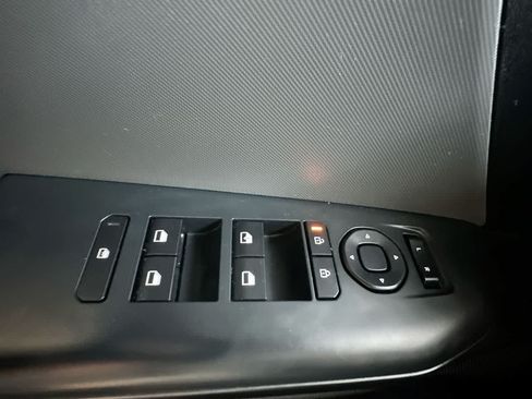 Used 2025 Kia K4 FWD image 17