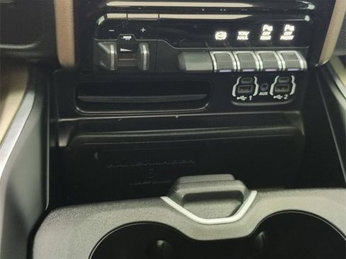 Used 2020 RAM 3500 Laramie image 26