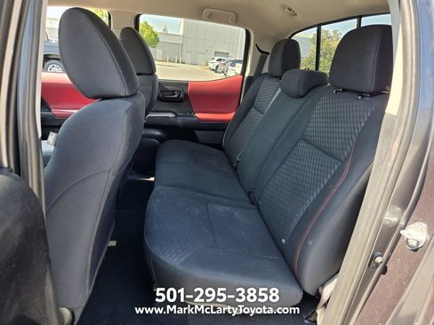 Used 2022 Toyota Tacoma SR5 AWD/4WD image 10