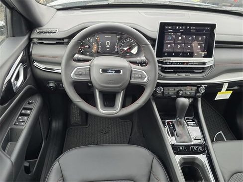 New 2026 Jeep Compass Trailhawk image 6