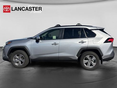Used 2024 Toyota RAV4 XLE w/ Convenience Package AWD/4WD image 4
