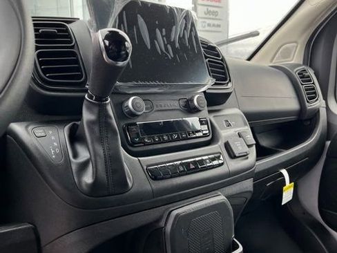 New 2026 RAM ProMaster 2500 w/ Premium Convenience Group FWD image 8