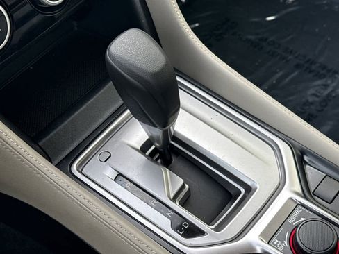 Used 2024 Subaru Forester Premium image 23