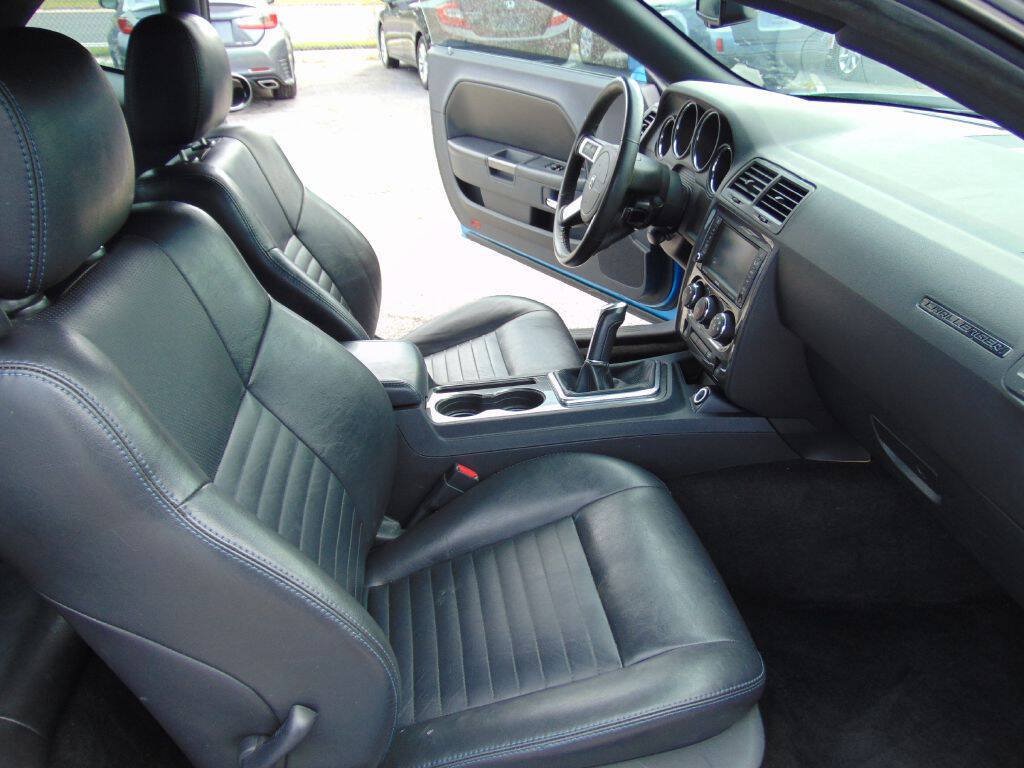Used 2009 Dodge Challenger R/T RWD image 20