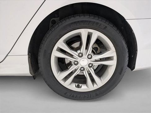 Used 2019 Hyundai Sonata SEL image 21