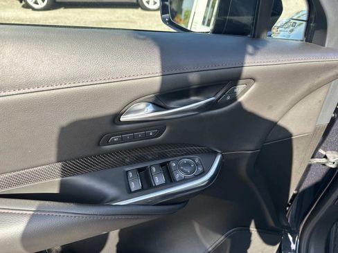 Used 2022 Cadillac XT4 Sport w/ Comfort Package image 18