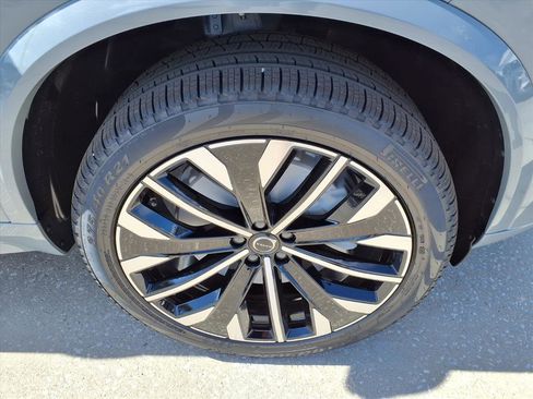 New 2026 Volvo XC90 B6 Plus w/ Protection Package Premier image 8