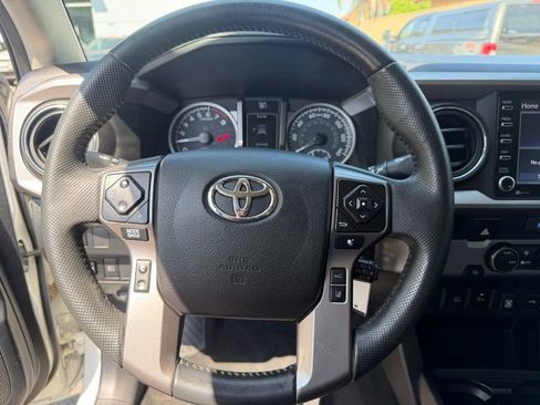 Used 2021 Toyota Tacoma SR5 RWD image 23