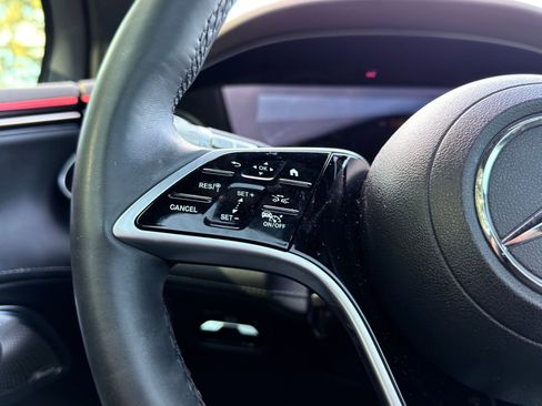 Certified 2023 Mercedes-Benz EQS 580 4MATIC SUV image 22