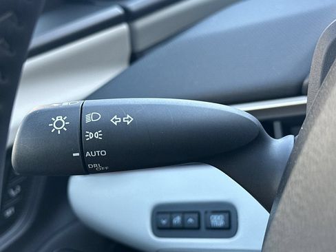 Certified 2026 Toyota bZ AWD/4WD image 38