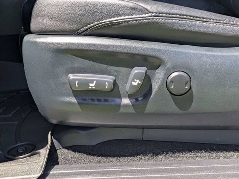 Used 2022 Toyota 4Runner Limited AWD/4WD image 20