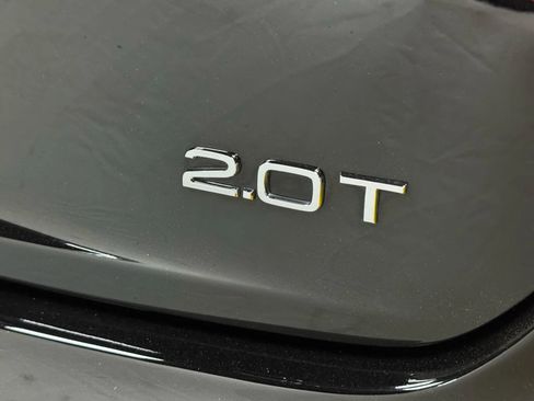 Used 2013 Audi A4 2.0T Premium image 11