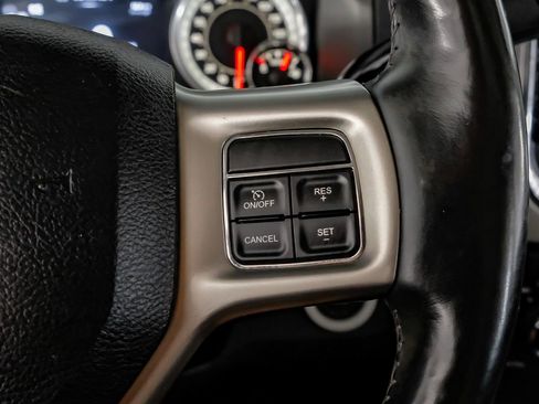 Used 2014 RAM 2500 Laramie AWD/4WD image 17
