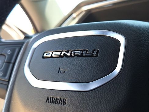 Used 2024 GMC Sierra 1500 Denali image 23