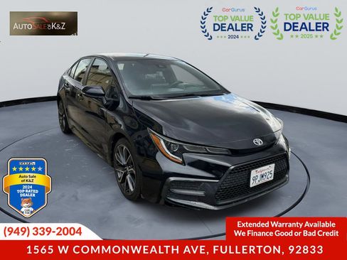 Used 2020 Toyota Corolla SE w/ SE Premium Package image 2