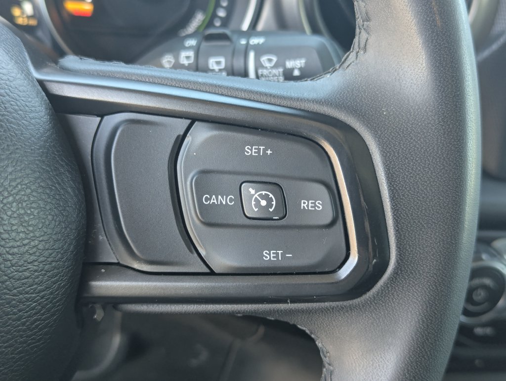 Used 2023 Jeep Wrangler Unlimited AWD/4WD image 21