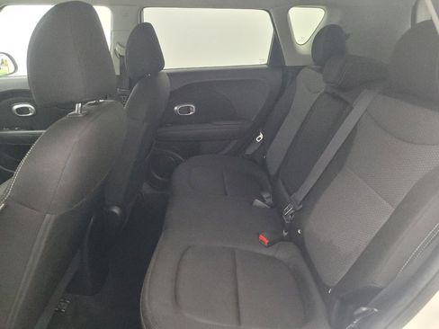Used 2019 Kia Soul + FWD image 18