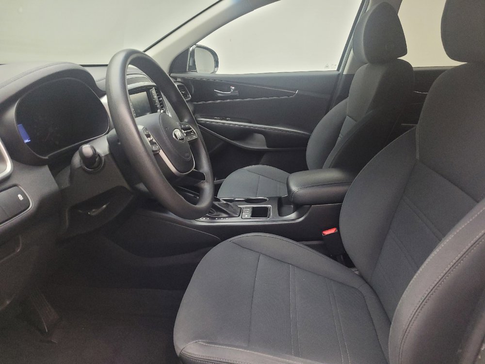 Used 2019 Kia Sorento AWD image 17