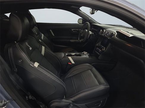 Used 2022 Ford Mustang Shelby GT500 w/ Technology Package image 15