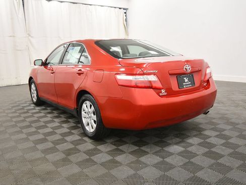 Used 2009 Toyota Camry XLE FWD image 5