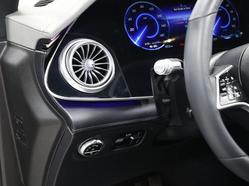 Used 2023 Mercedes-Benz EQS 580 4MATIC SUV image 21