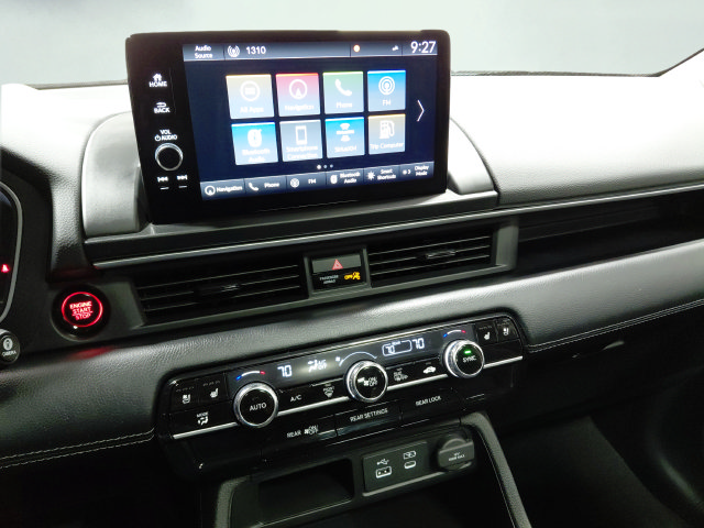 Used 2025 Honda Pilot Elite image 30