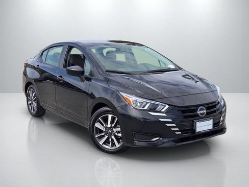 Used 2024 Nissan Versa SV FWD image 1