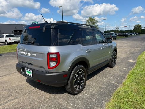 Used 2021 Ford Bronco Sport Outer Banks w/ Outer Banks Package (96D) AWD/4WD image 3