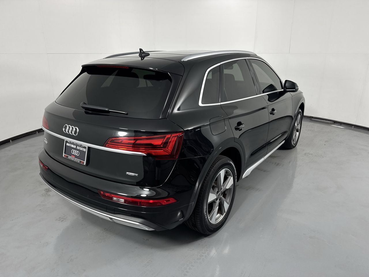Used 2023 Audi Q5 2.0T Premium w/ Convenience Package AWD/4WD image 7