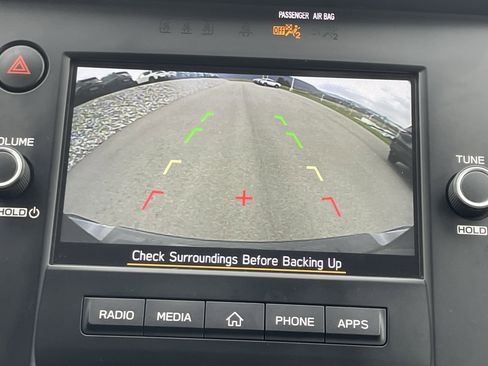 Used 2025 Subaru Outback image 2