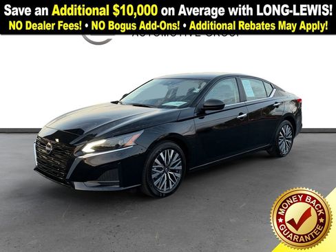 Used 2025 Nissan Altima 2.5 SV image 1