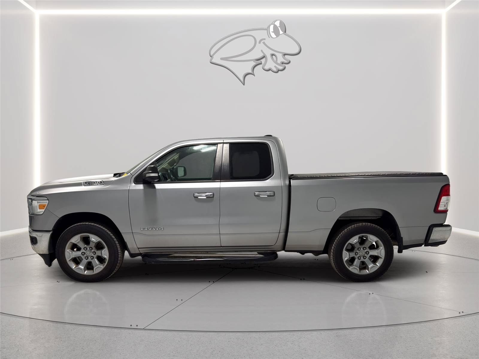Used 2020 RAM 1500 Big Horn AWD/4WD image 2