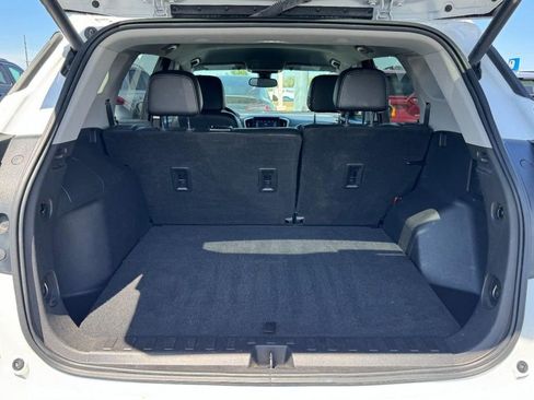 Used 2022 GMC Terrain SLT FWD image 6