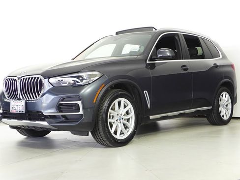 Used 2023 BMW X5 xDrive40i w/ Parking Assistance Package image 2