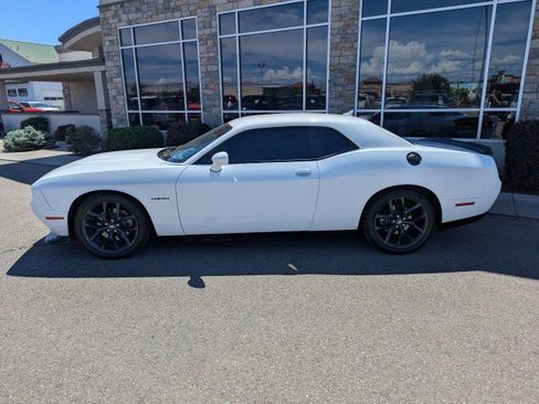 Used 2022 Dodge Challenger R/T w/ Plus Package RWD image 2
