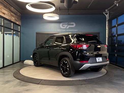 Used 2021 Chevrolet TrailBlazer LT w/ Convenience Package FWD image 5