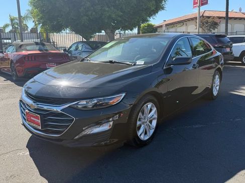 Used 2023 Chevrolet Malibu LT FWD image 3
